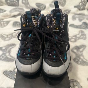Nike Posite 1 size 12